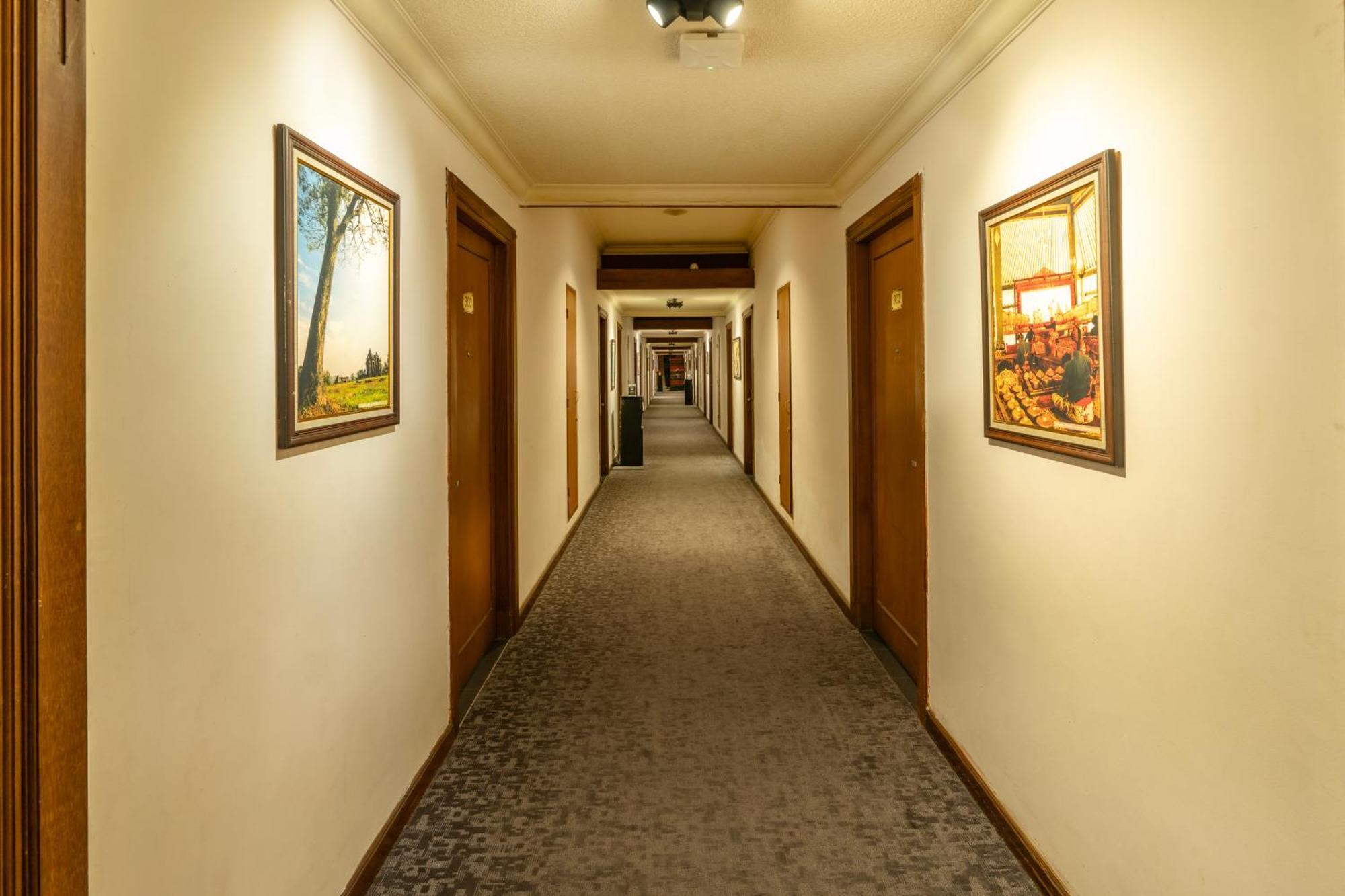 Hotel Mmugm 3*